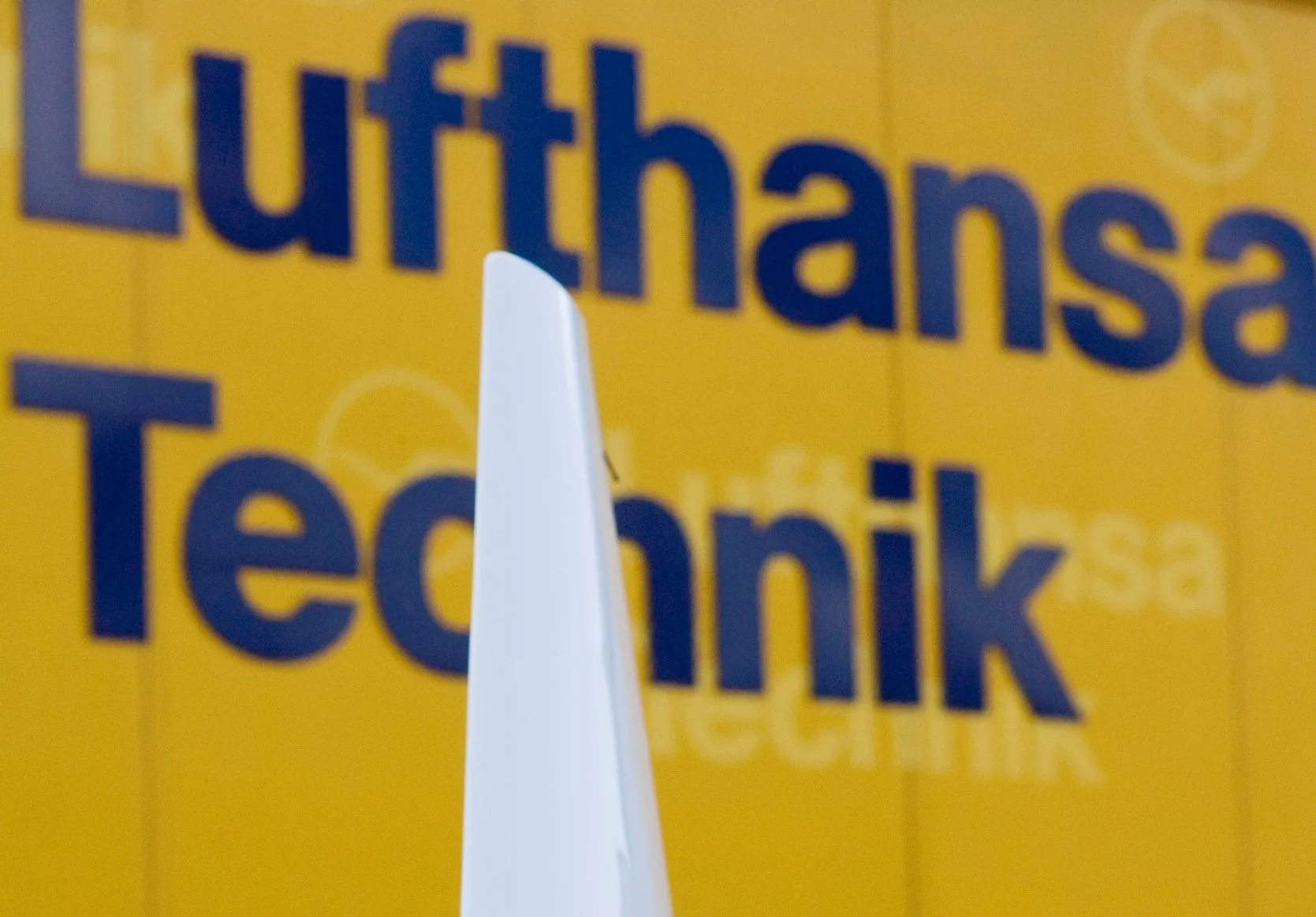 Press Release: Lufthansa Technik extends US warehouse capacities ...