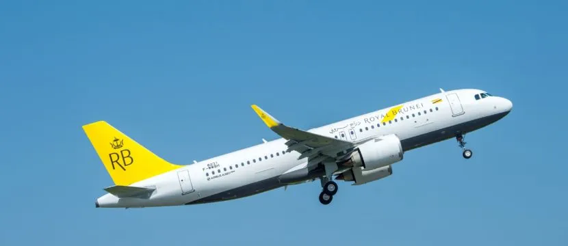A320neo-Royal-Brunei-MSN8231-take-off-006