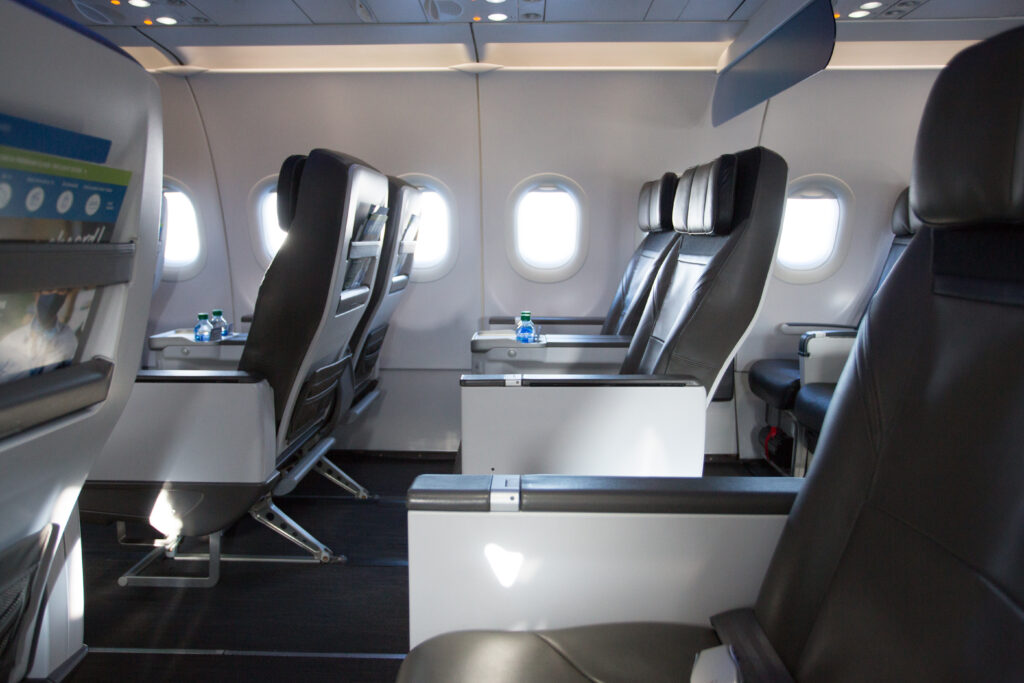 The 14 different kinds of business class seats in 2022 - Runway ...