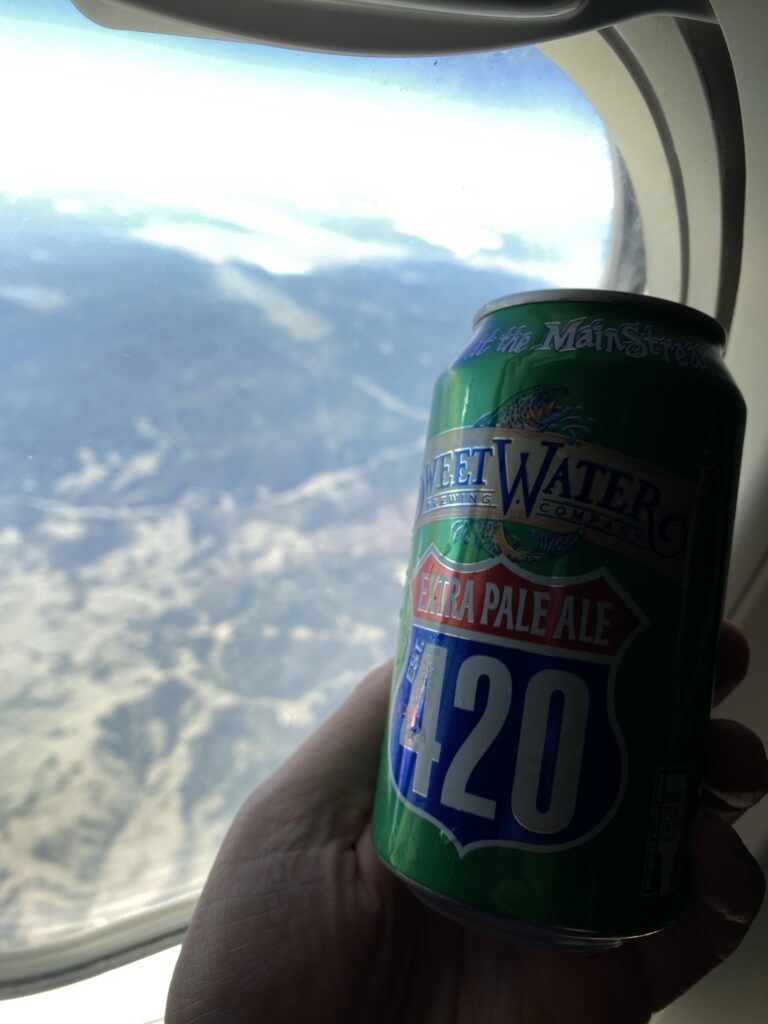 An extra pale ale offered to Comfort+ passengers on the 737-900ER