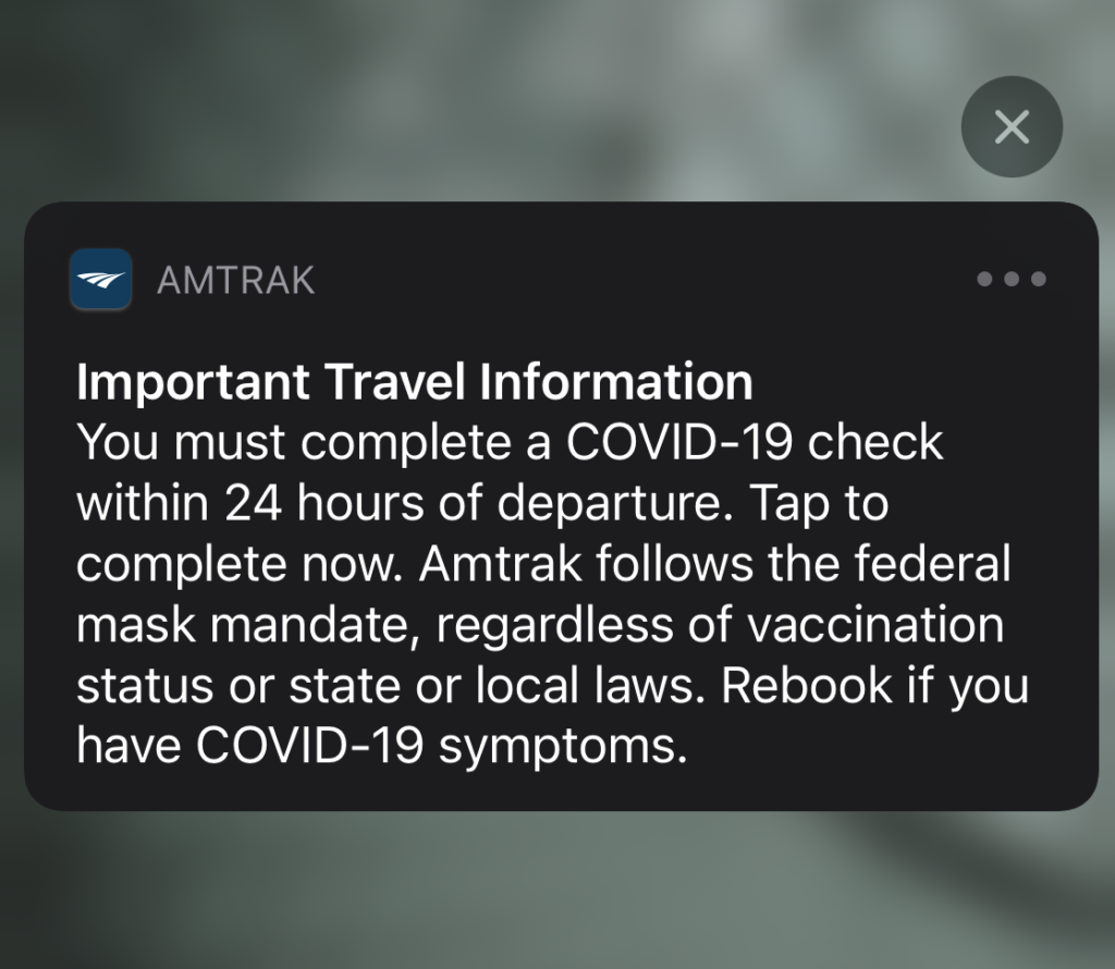 Screenshot of a push notification on a travelers mobile device. The notification is prompting the traveler to fill out the required COVID-19 Declaration.