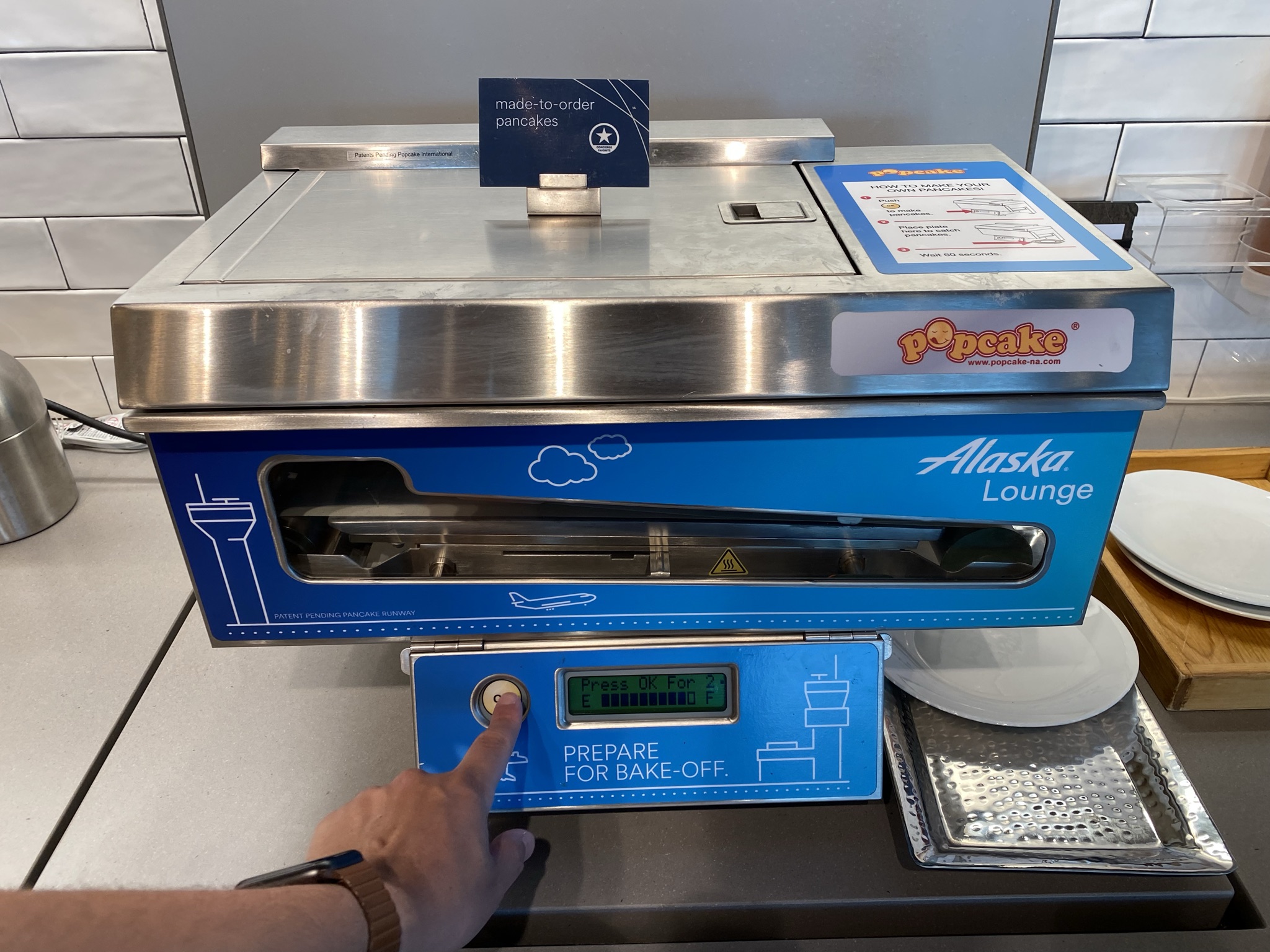 A machine that prints pancakes - Alaska Airlines News