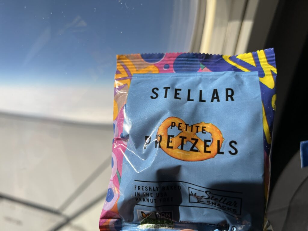 United Airlines Boeing 737-800 snack, Stellar Pretzels