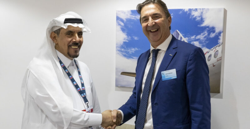 From left to right : Abdulnaser Al Kheraif, Alpha Star Aviation Chief Executive Officer / Benoit Defforge, Airbus Corporate Jets President shaking hands for new LiFi agreement