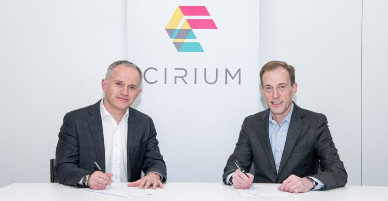 Cirium CEO Jeremy Bowen is on the left, and Don Thomas, Aireon CEO, is on the right