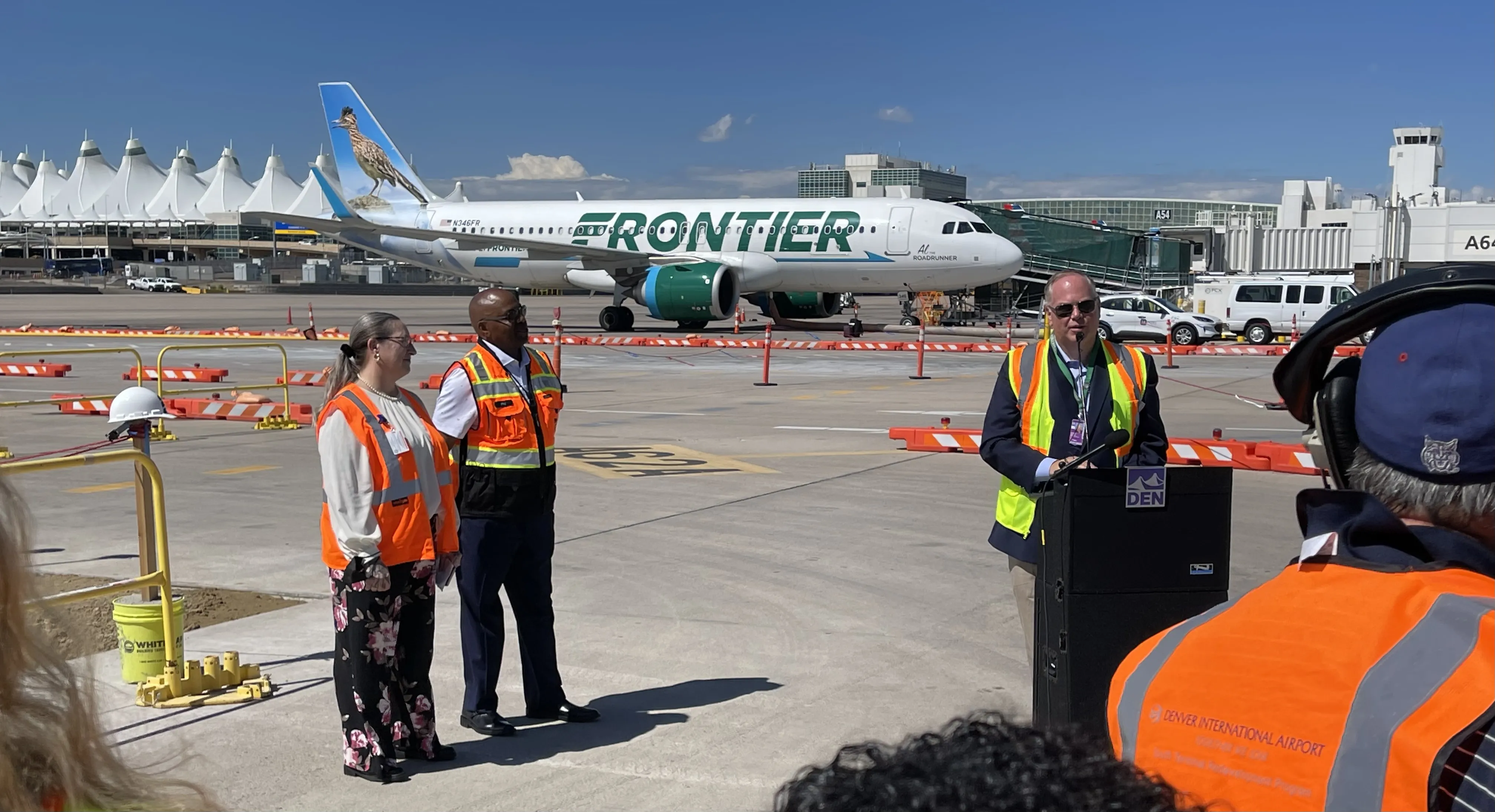 Press Release Frontier and DEN break ground on 14gate facility