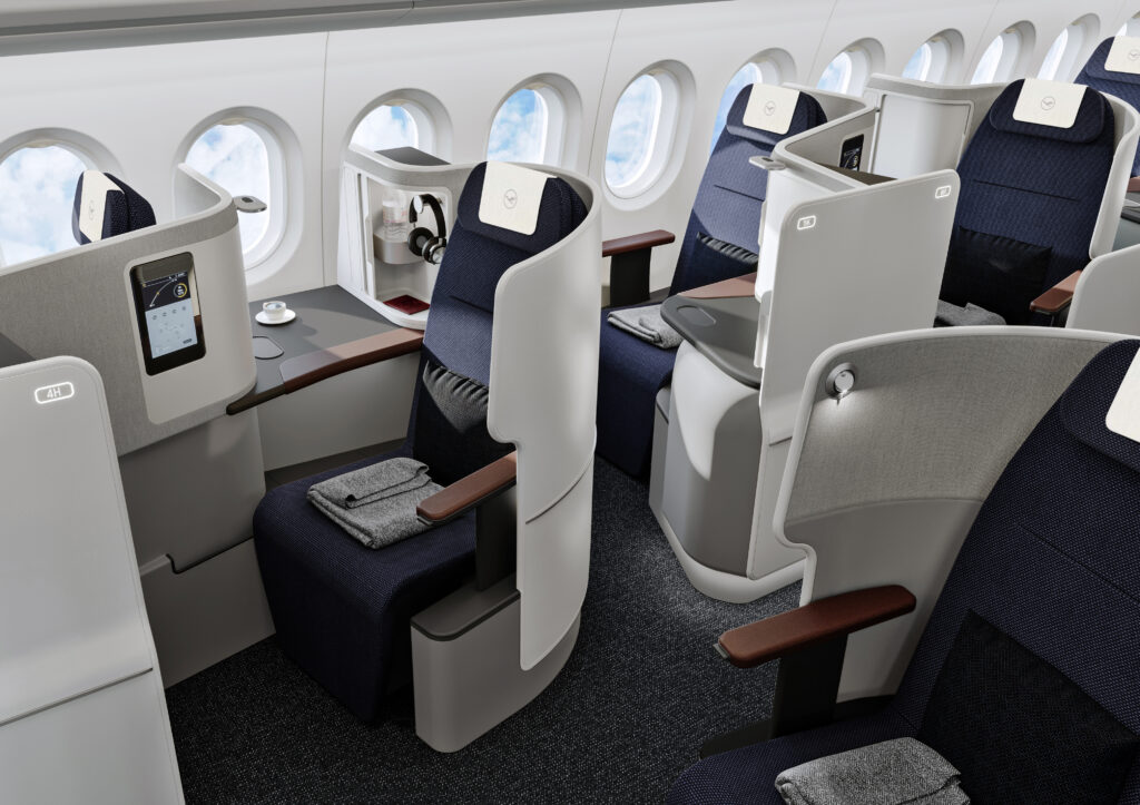 Allegris Voyager Class cabin on a Lufthansa aircraft. Part of the new Lufthansa new Allegris brand line