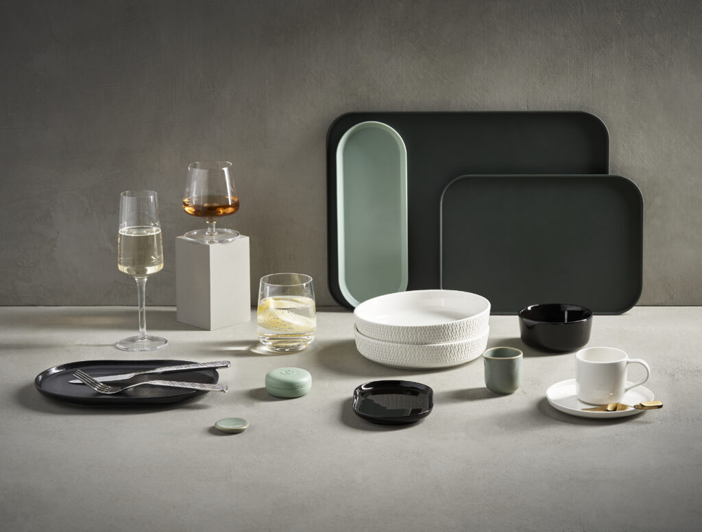 Etihad dining collection by Armani.