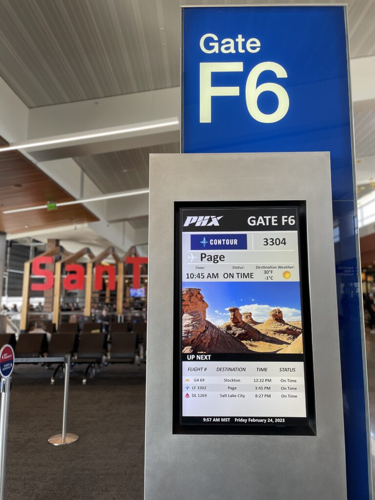 Signage for Gate F6 in Phoenix Sky Harbor.