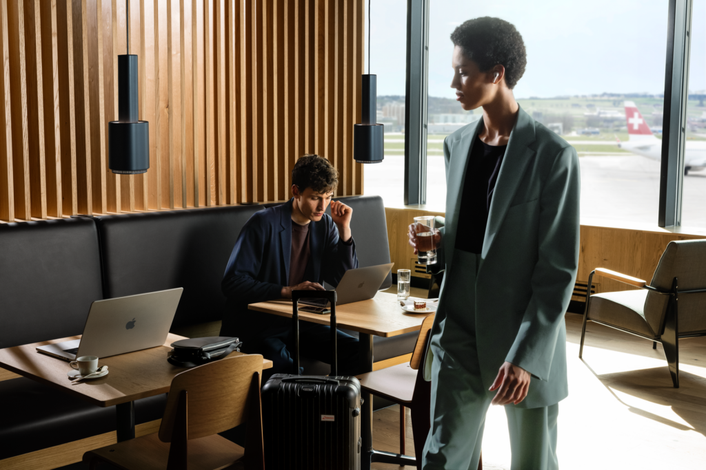 Passengers are using SWISS Non-Schengen Lounge at Zurich Airport