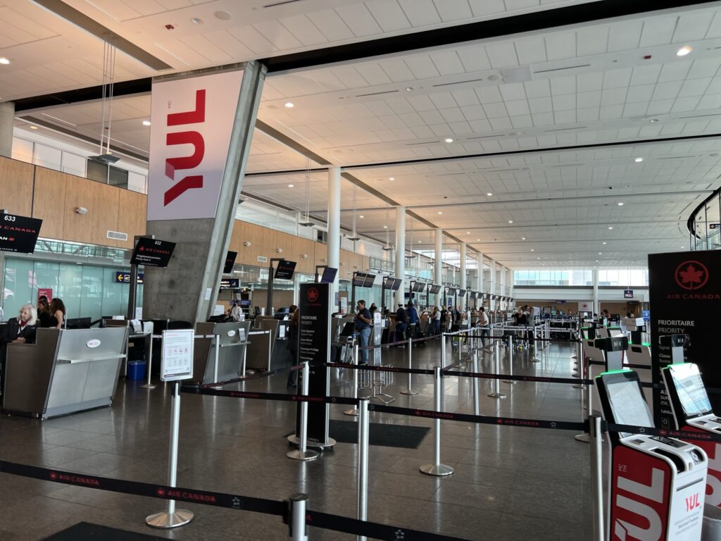 YUL airport is not very busy at the time of this photo. There are no queues at customs.