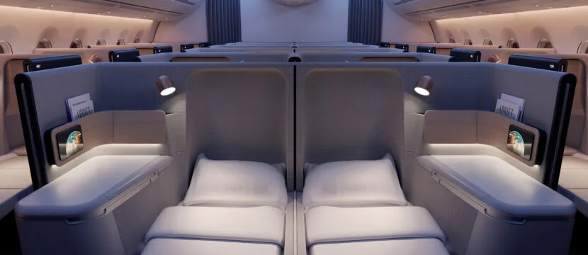 Centre pair of Stelia Rendez-vous in the bed position.