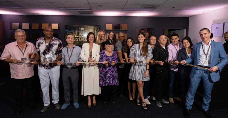 F/LIST CEO Katharina List-Nagl and Mayor Judy Paul of Davie (fourth and fifth from left) cut the ribbon to open the Fort Lauderdale facility on November 9, 2023. Image: F. LIST GMBH