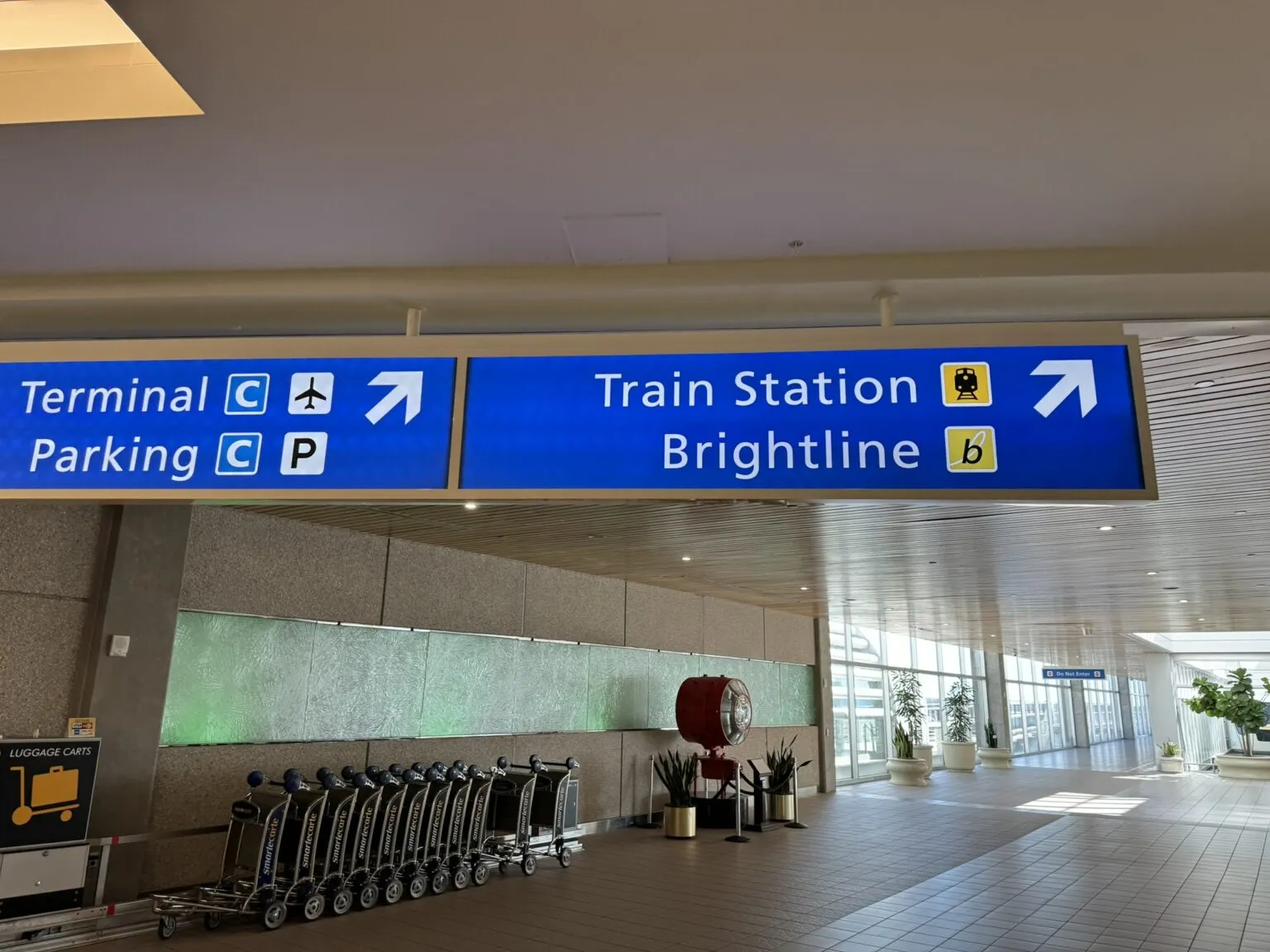 Brightline gives Amtrak a run for its money on Orlando-Miami - Runway ...