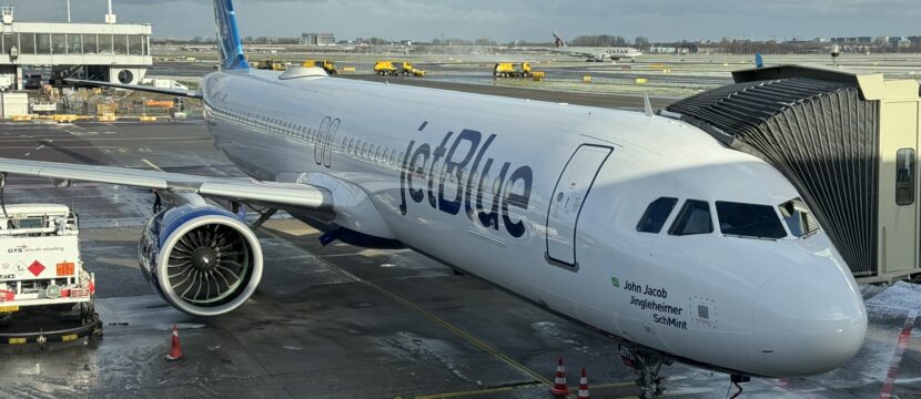 JetBlue A321neoLR parked at the gate