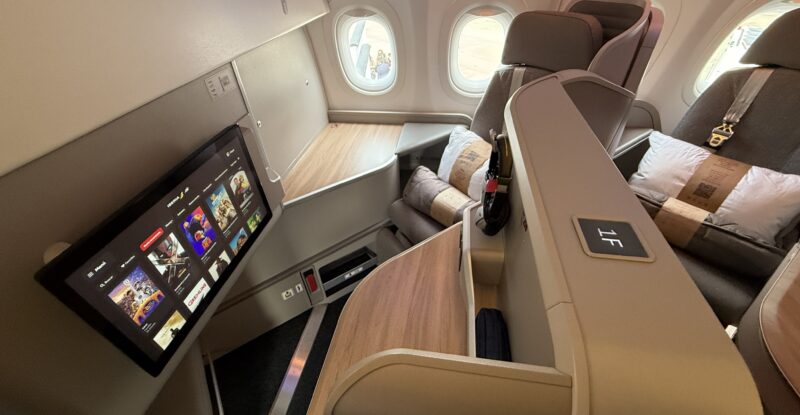 Business class on the Iberia A321XLR (Virgin Atlantic moves to off-the-shelf with its new A330neo seats (Factorydesign)