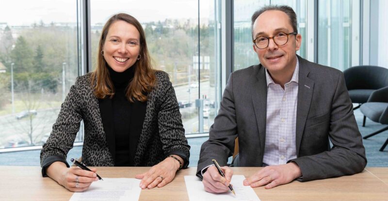 Aliette Mousnier-LompreÌ, CEO at Orange Business, and David Lavorel, CEO at SITA