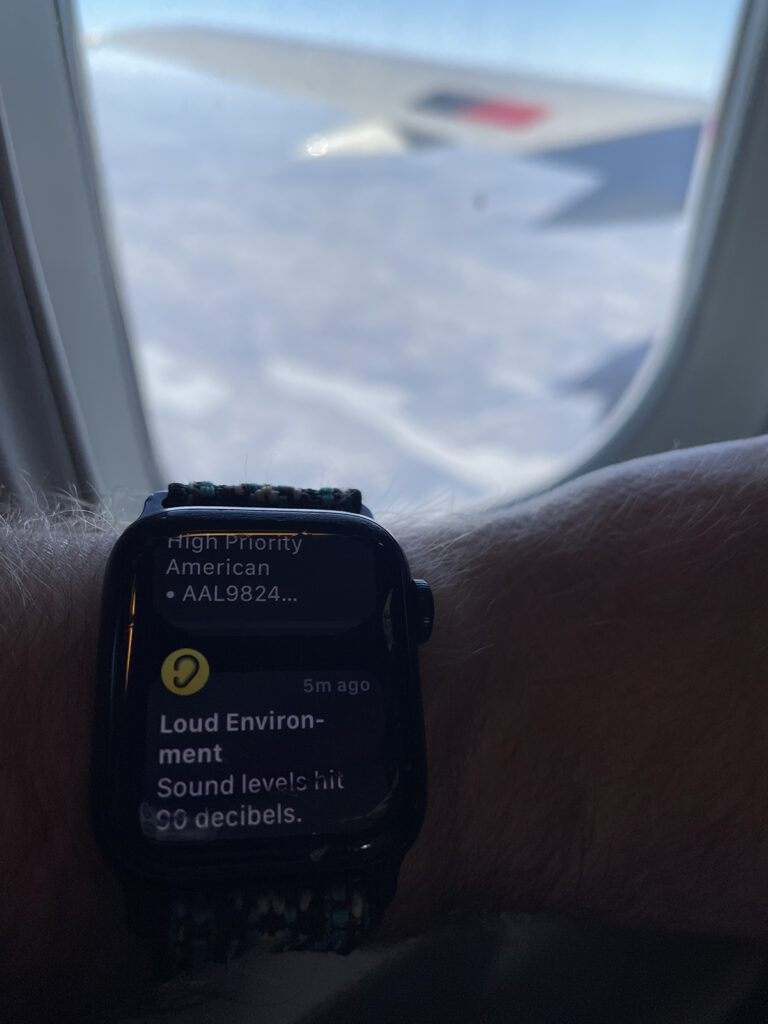 A noise warning on the passenger's Apple Watch