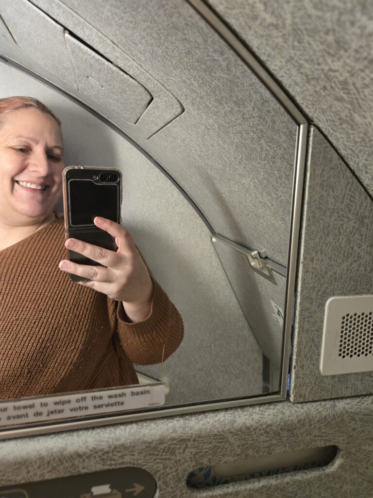 Taking a selfie in the lav mirror on the CRJ900