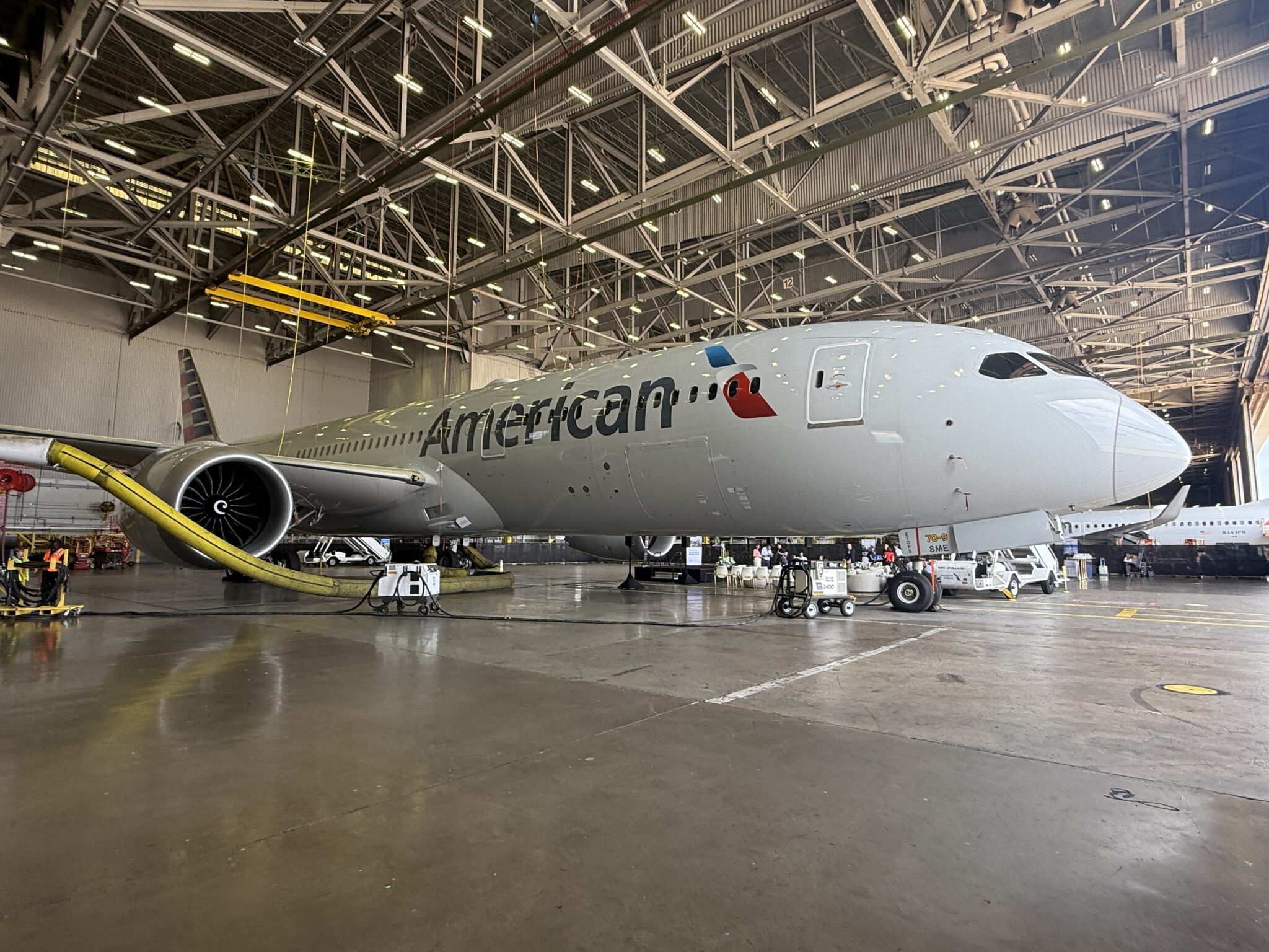 American unveils 787-9 Flagship, striking first in premium war