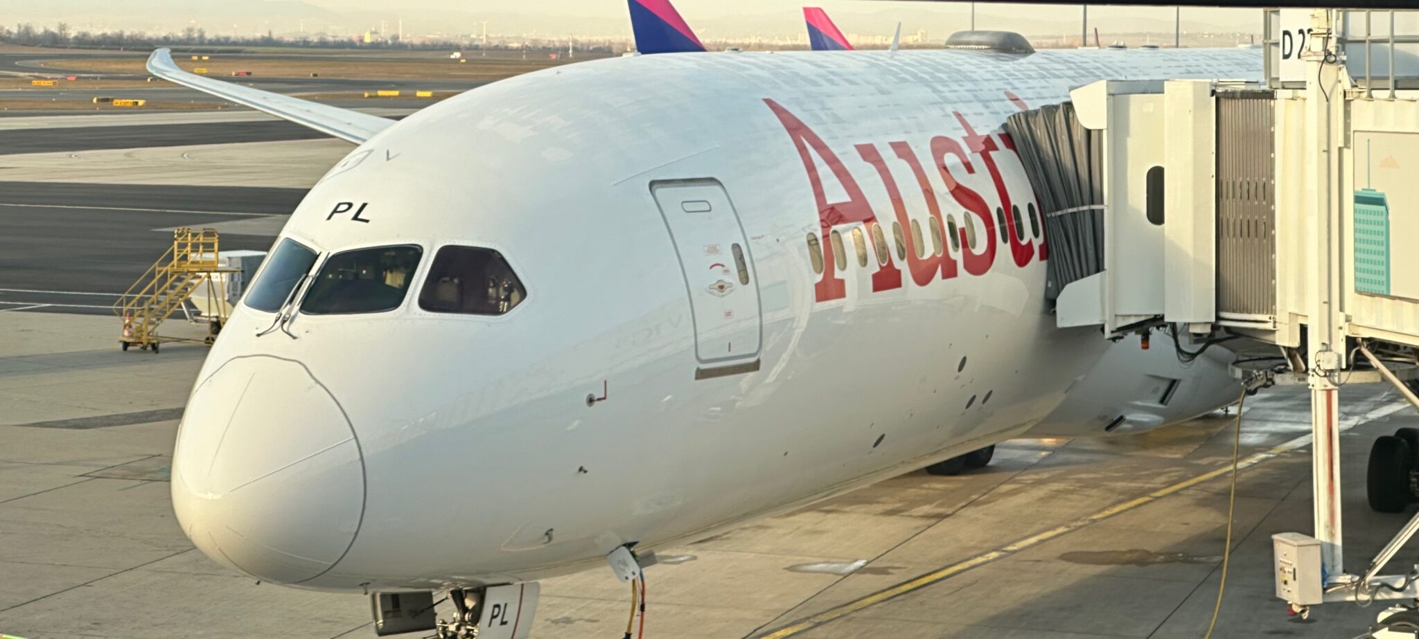 Vienna honeymoon starts in business class aboard Austrian Airlines 787