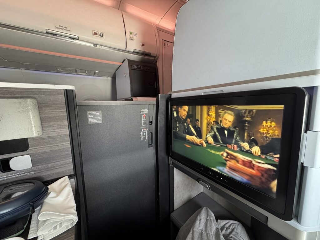 Doored suite with the door closed.