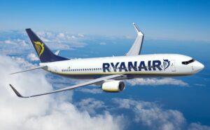 Ryanair 737 in flight