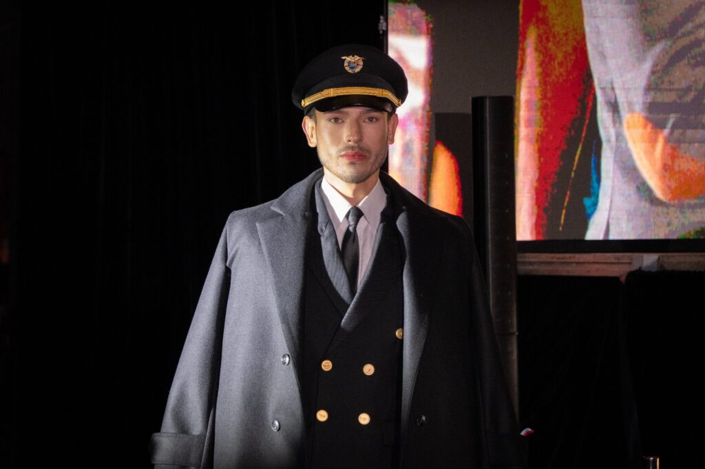 New Avianca uniform for pilots