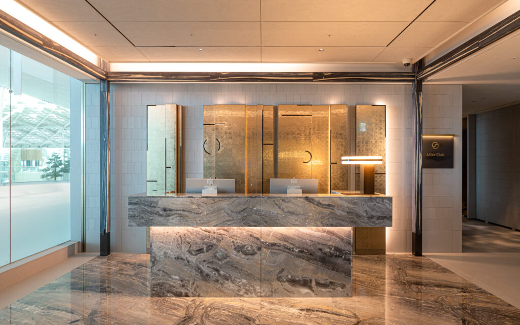 Miler Club Lounge Entrance