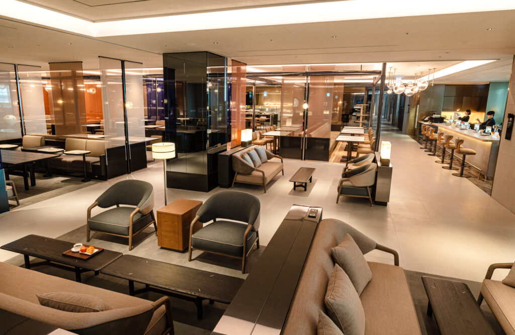 Miler Club Lounge Interior 