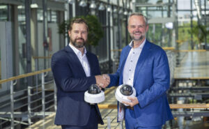 Thomas Hoff Andersson, COO, Munich Airport and Jan Willem Kappes, SVP Global Sales, Assaia.