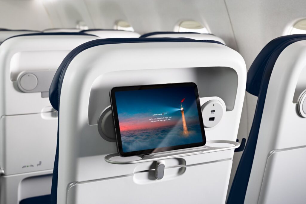 Air France Embraer 190 PED holder being used