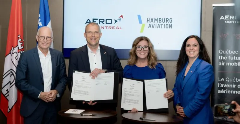 Executives from Hamburg Aviation and the Canadian aerospace cluster Aéro Montréal sign a new agreement to deepen their collaboration.