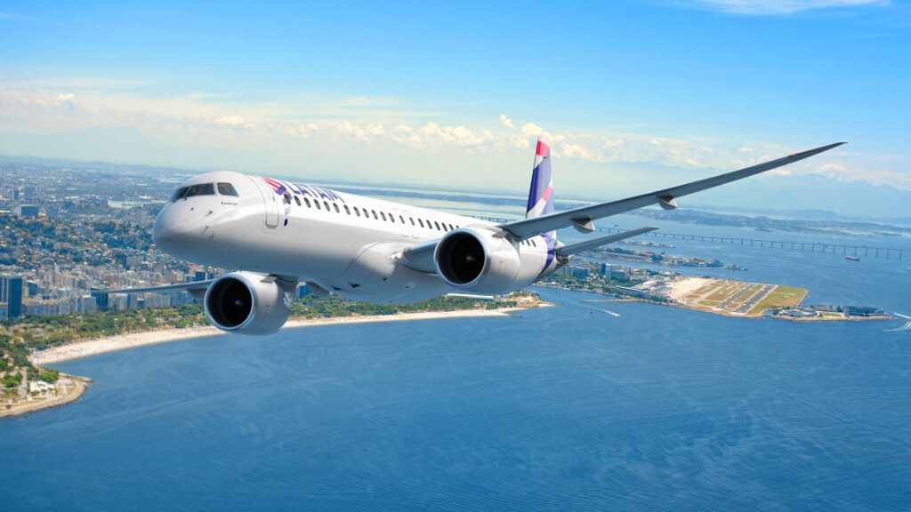 LATAM E195-E2 over St. Dumont Airport