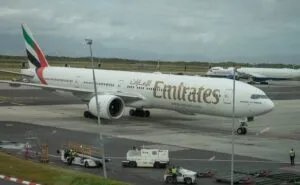Emirates Boeing 777 lands in Cape Town