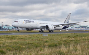 Lufthansa Boeing 787-9 on takeoff