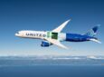 United Airlines aircraft in flight fueled in part by Neste SAF