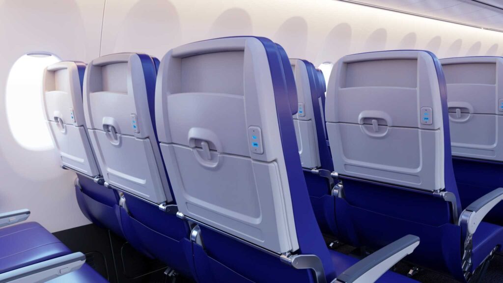 USB ports on the 737-700 seatbacks