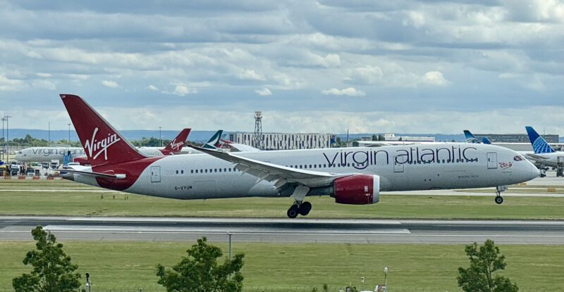 Virgin Atlantic 787 on takeoff