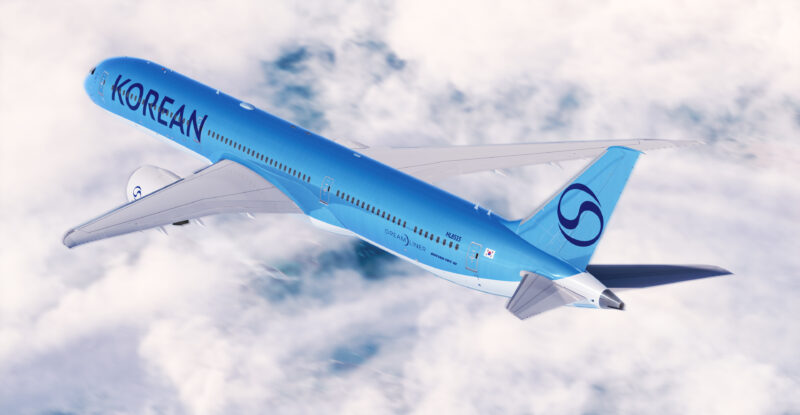 Korean Air aircraft in flight.