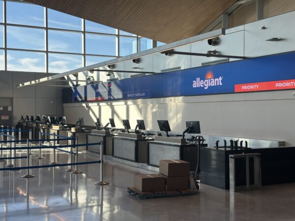 Checkin for Allegiant and BA passengers