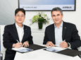 Jong Hoon Oh, Head of the Predictive Maintenance Team, Korean Air, and Fabrice Villaume, Head of Growth and Innovation, Airbus Digital Services, at the partnership signing ceremony in London