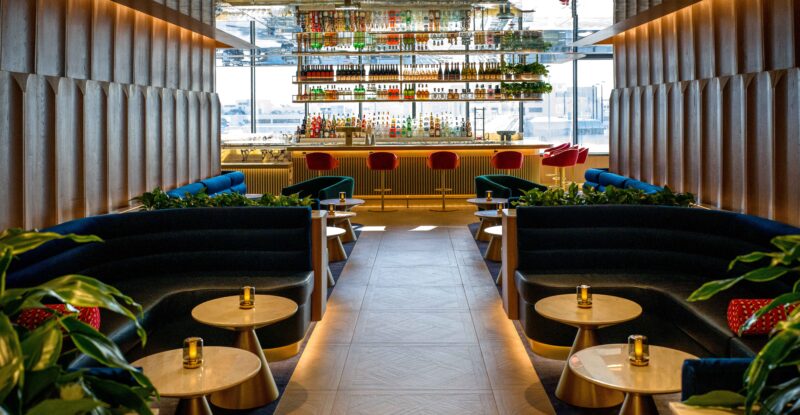 Striking full-service bar in Miami lounge