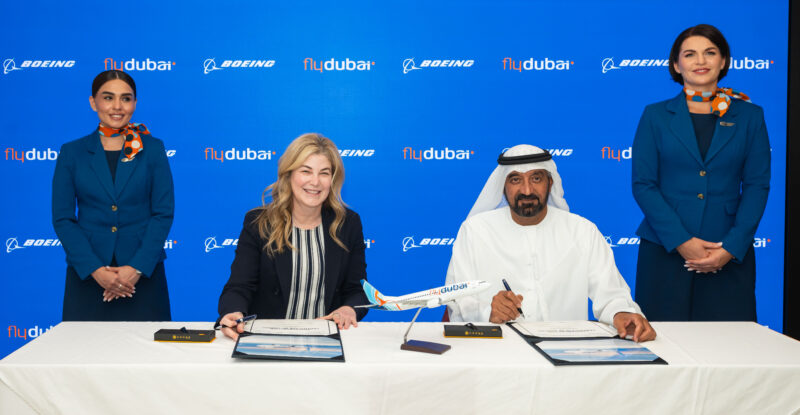 flydubai signs an MoU for 75 Boeing 737 MAX at Dubai Air Show