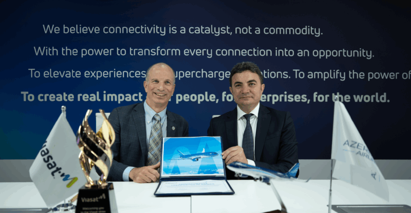 Azerbaijan Airlines and Viasat sign a new strategic agreement. (L-R: Don Buchman, VP and GM, Viasat Aviation; Samir Rzayev, President of Azerbaijan Airlines CJSC).