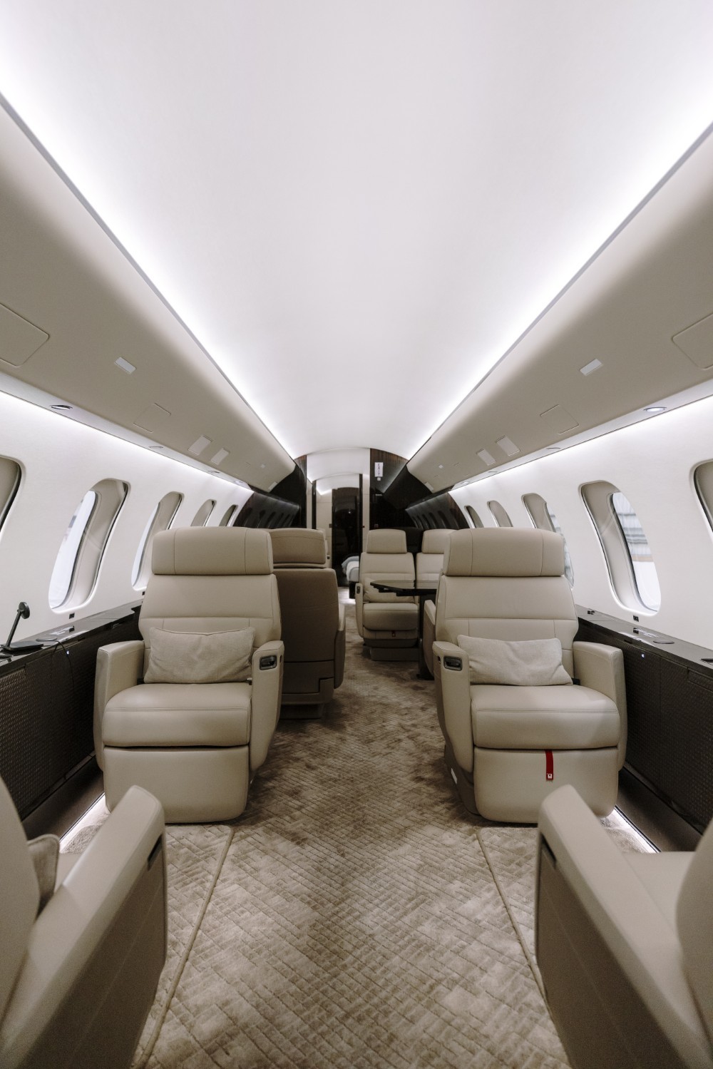 Bombardier’s Nuage seatsin the forward cabin.