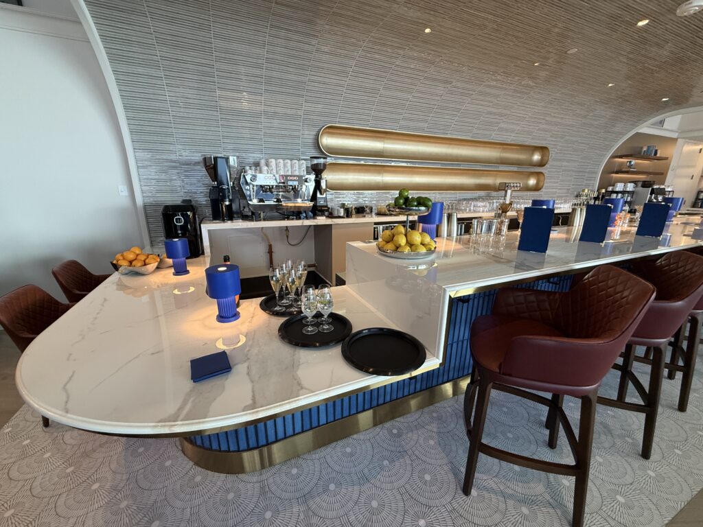 Accessible space at the bar