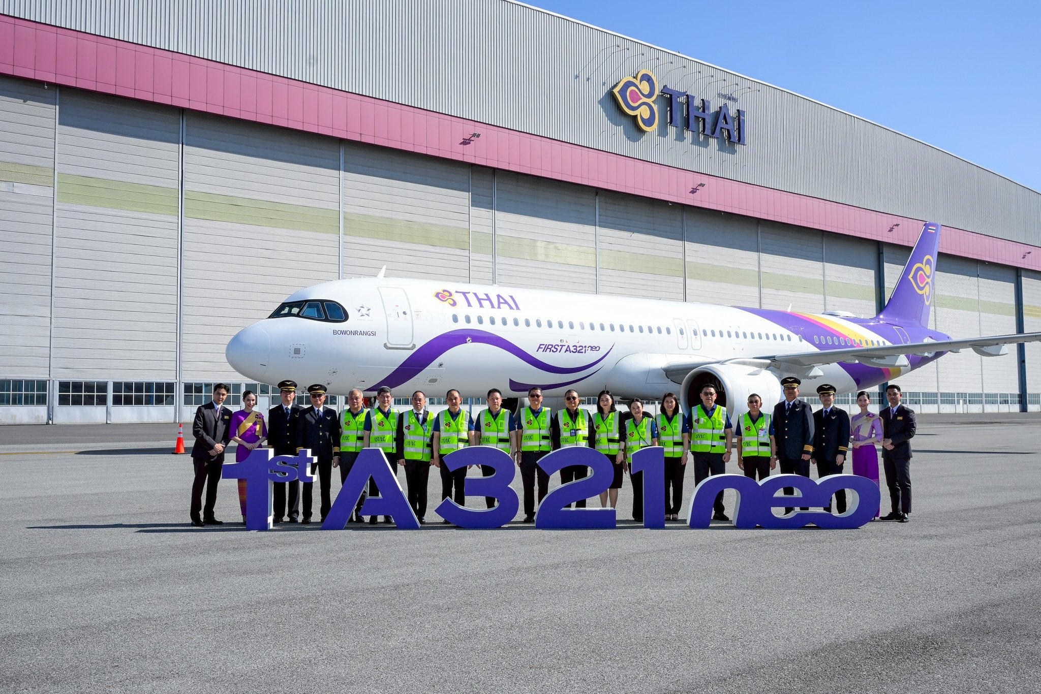 Thai Airways welcomes first A321neo including with HBCplus IFC