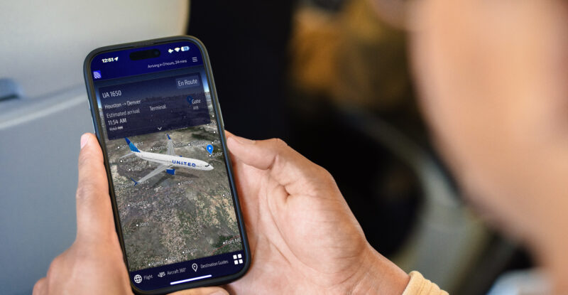 United passenger uses the carrier's new Cloud Map on their device, as supported by FlightPath#D