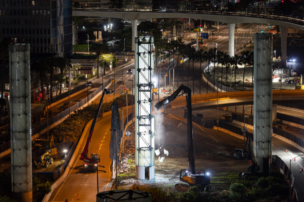 Los Angeles World Airports technicians begin the removal of the iconic gateway pylons for the upcoming Roadway Improvements Project.